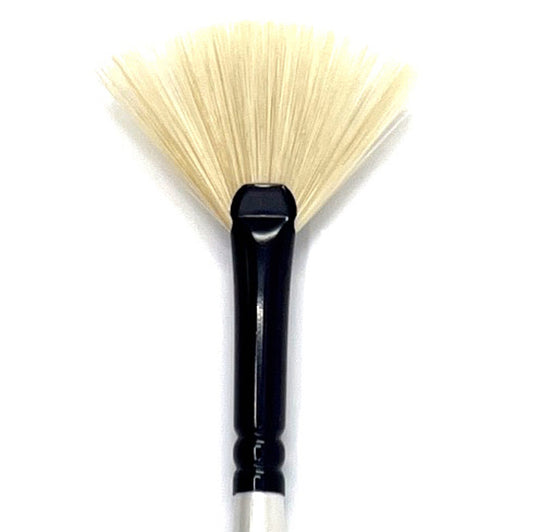 Interlocked White Synthetic Bristle: Fan - 8