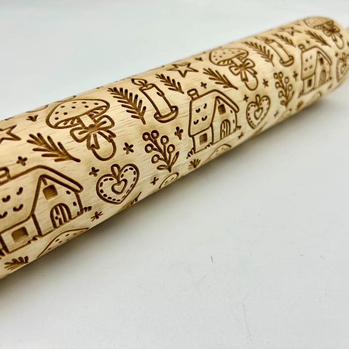 Rolling Pin: Cozy Christmas Cottage