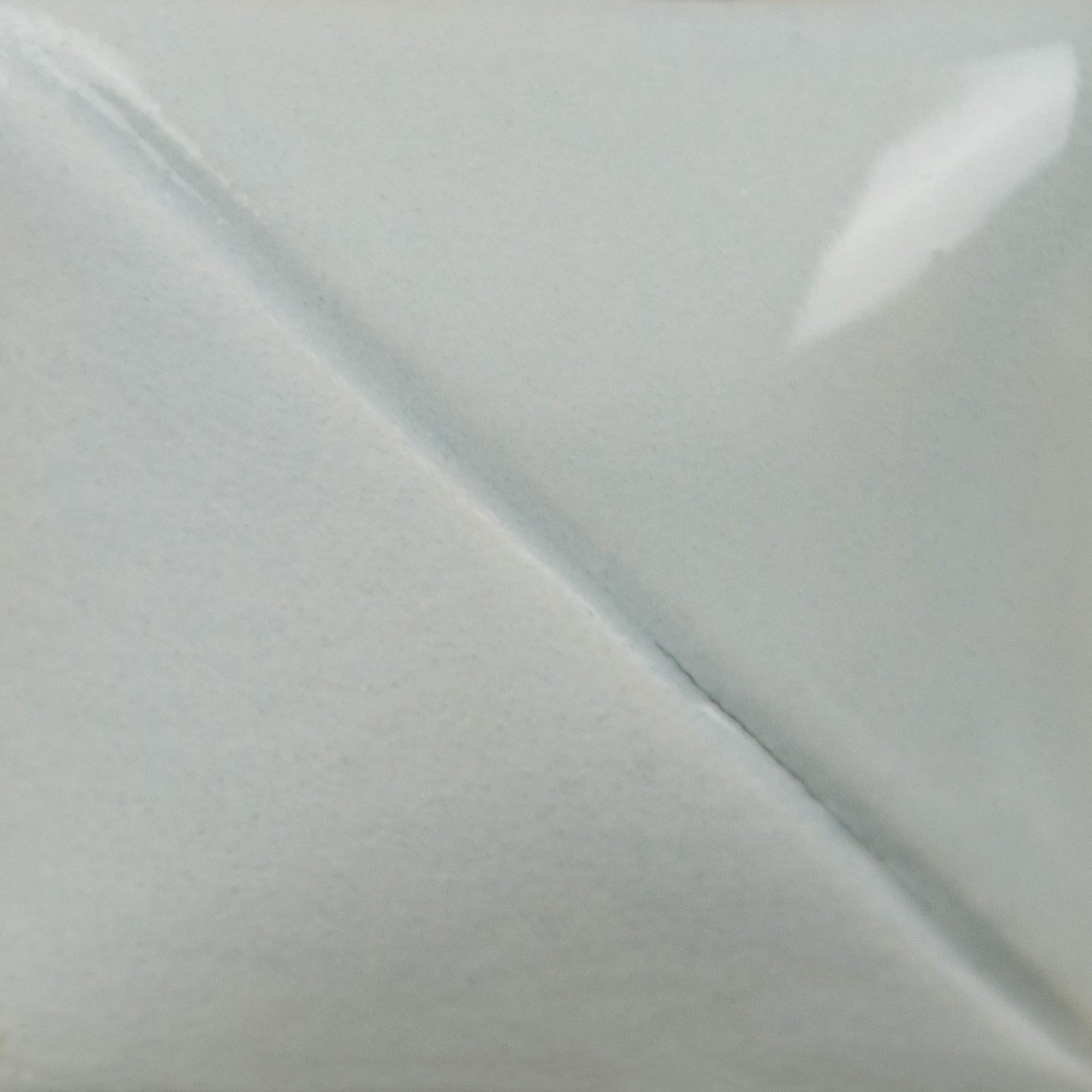 Silver Grey Underglaze: 2oz